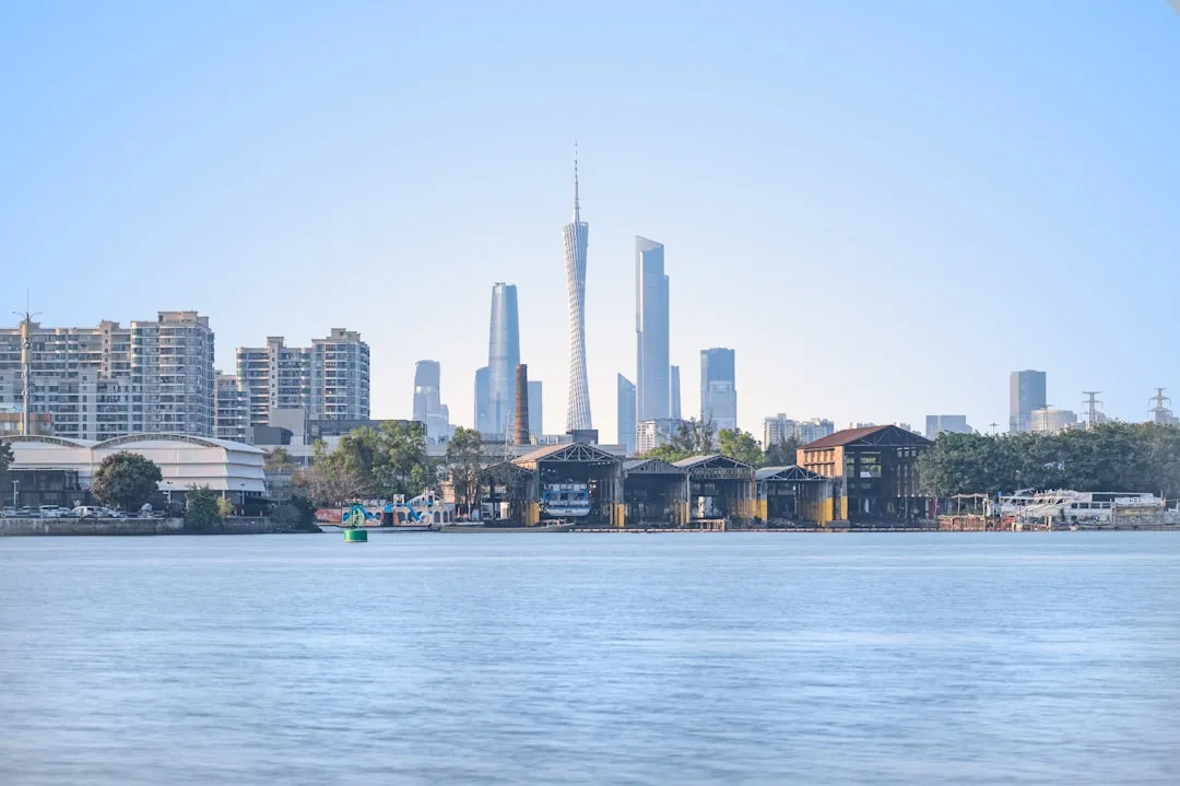 2025年融资租赁行业监管新规要点解读与合规建议